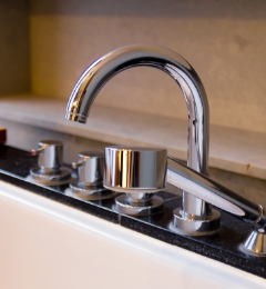 Stainlesssteeltilesurfaces